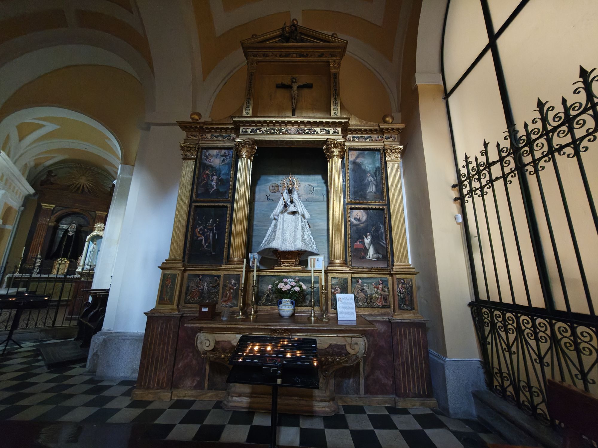 Church Of Santo Tomé Toledo Spain 2
