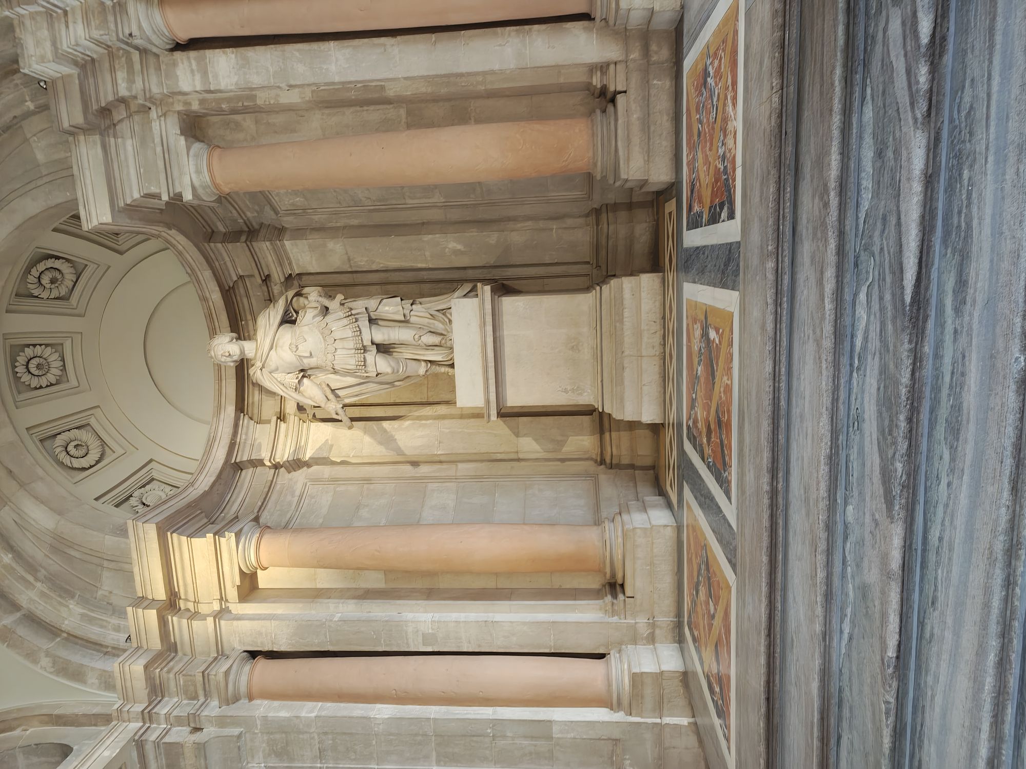 Plaza De La Armería Madrid Spain 108