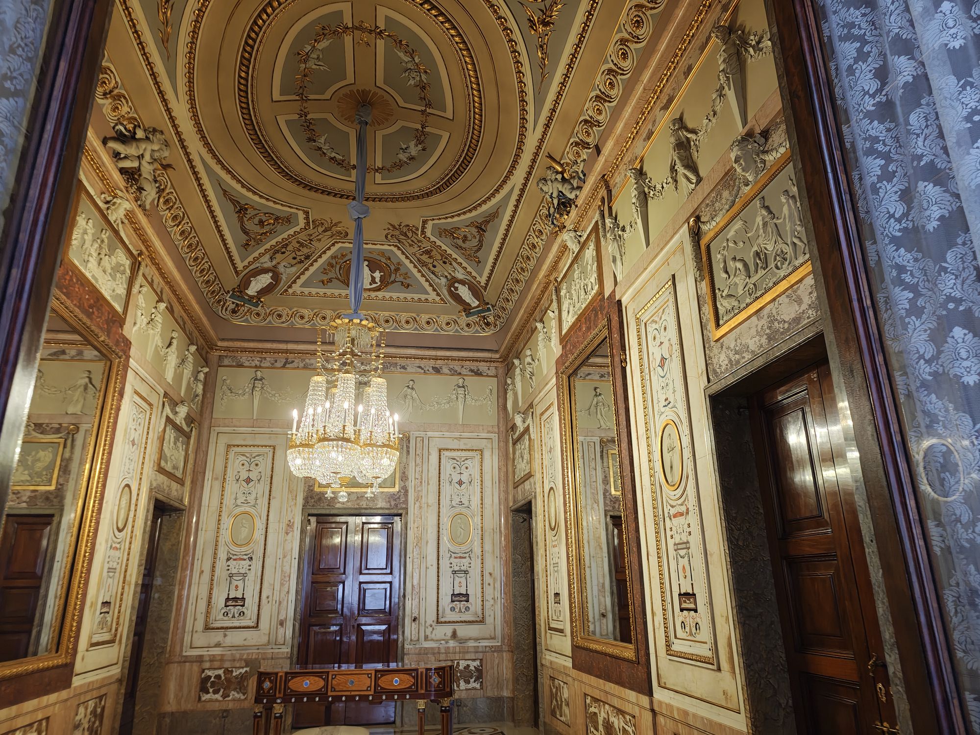 Plaza De La Armería Madrid Spain 113