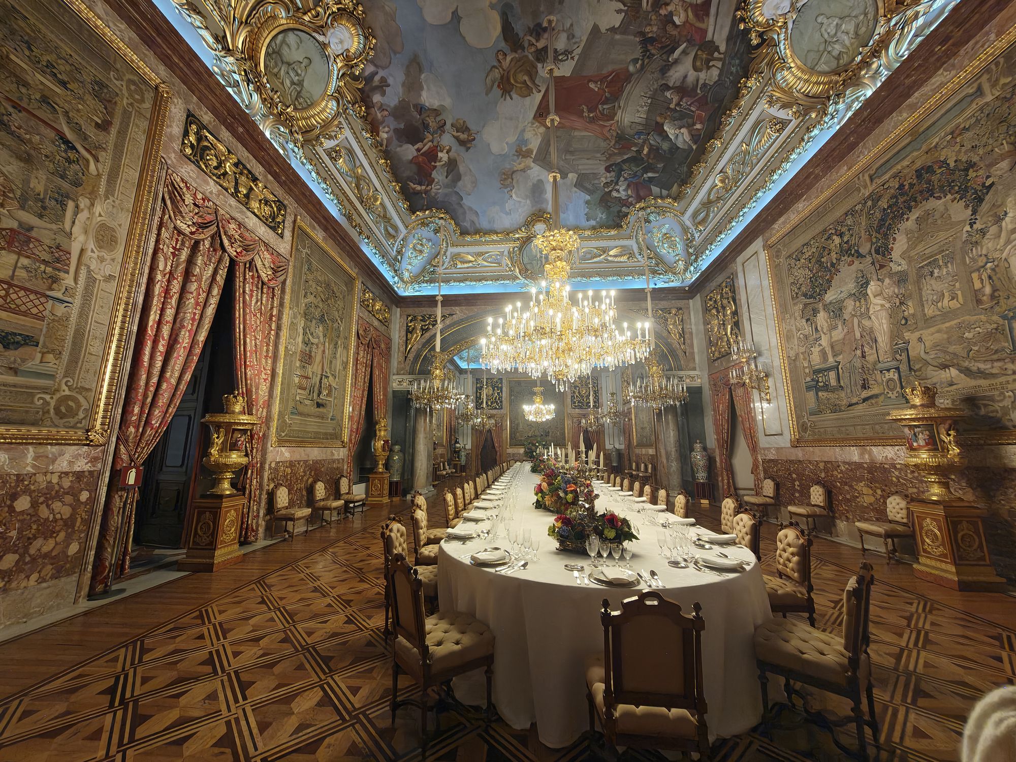 Plaza De La Armería Madrid Spain 62