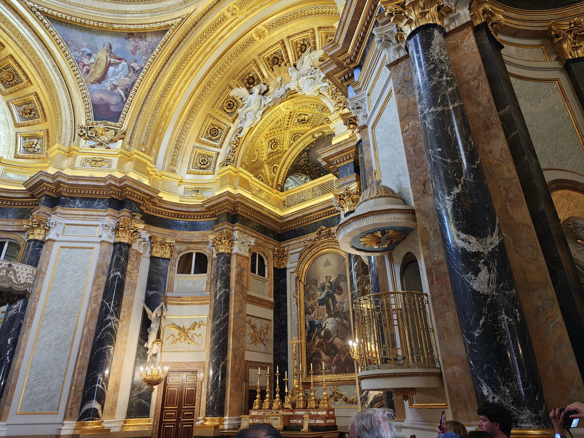 Plaza De La Armería Madrid Spain 9