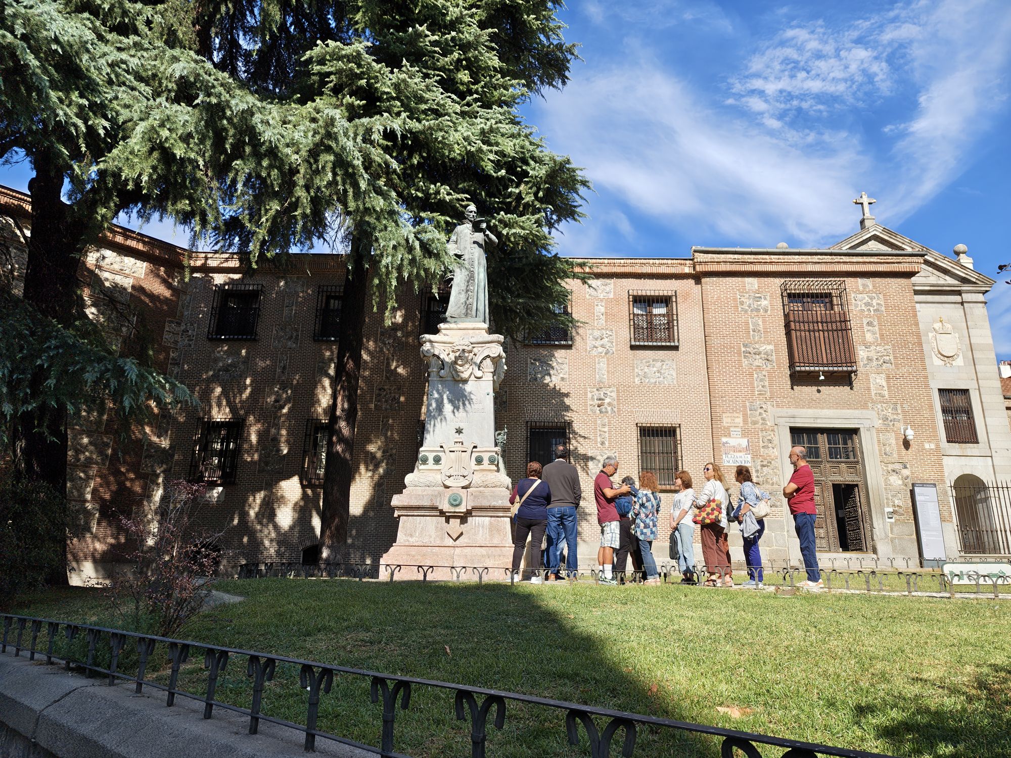 Plaza De La Encarnación Madrid Spain 2